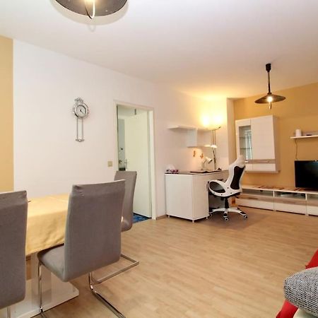 Cozy Apartment Free Parking Wina Bagian luar foto