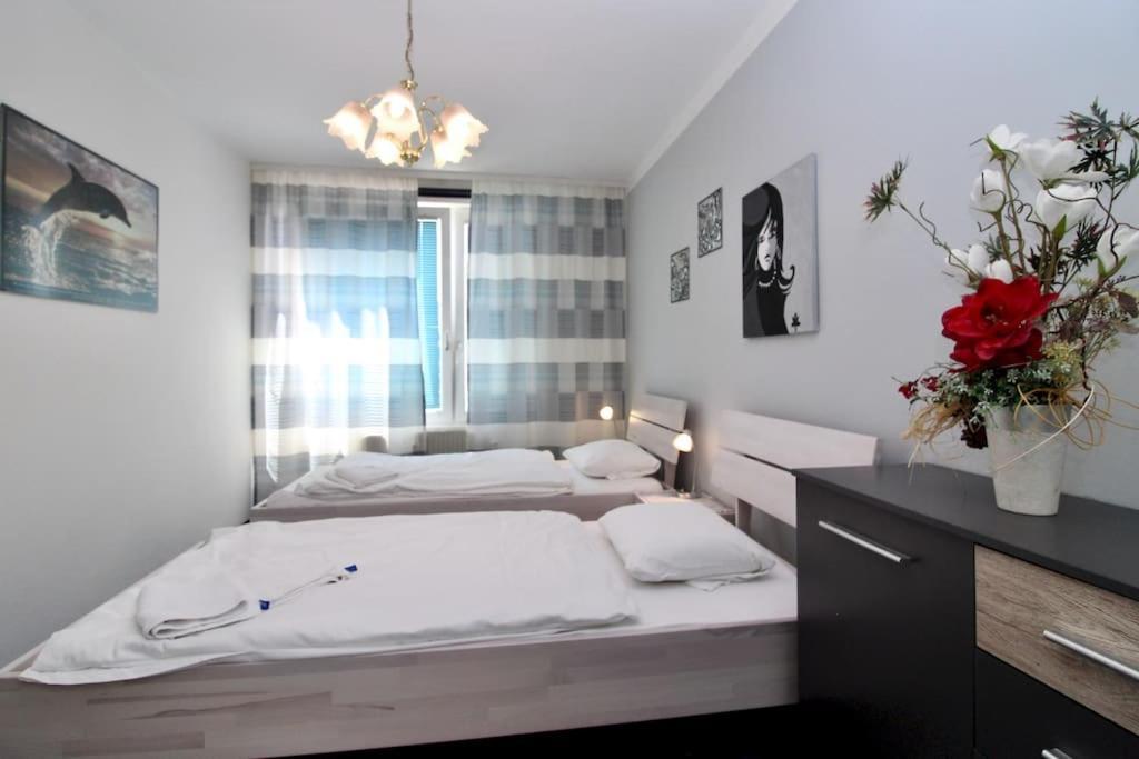 Cozy Apartment Free Parking Wina Bagian luar foto